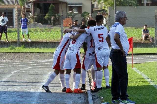 Baixo rendimento do time na primeira fase e derrota para Metropolitano pesaram na decisão/Foto:Daniel Búrigo/Arquivo/A Tribuna